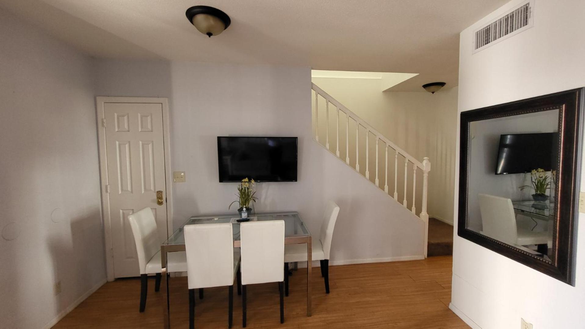 U5 - Welcoming 2-Story 2 Bedroom & 2 Ba In Dt Phx With Pkg Phoenix Ngoại thất bức ảnh